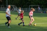 Laatste training SJO B.D.C./S.K.N.W.K. MO15-1 van seizoen 2022-2023 (partijtje tegen de ouders) (7/65)